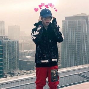 Meet your Posher, Biana